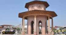 ارامگاه میرزا کوچک خان جنگلی در جنوب شهر رشت